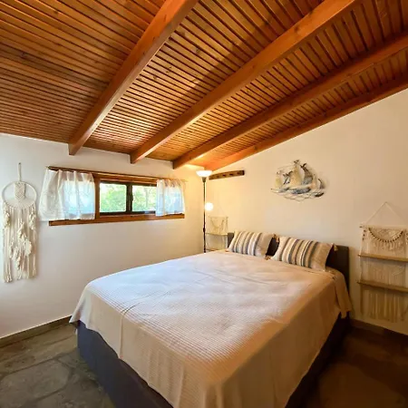Stefania Garden - 3 Minutes From The Sea