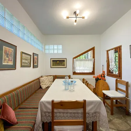 Villa Stefania Garden - 3 Minutes From The Sea *