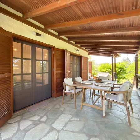 Stefania Garden - 3 Minutes From The Sea