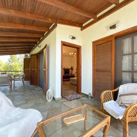 Stefania Garden - 3 Minutes From The Sea
