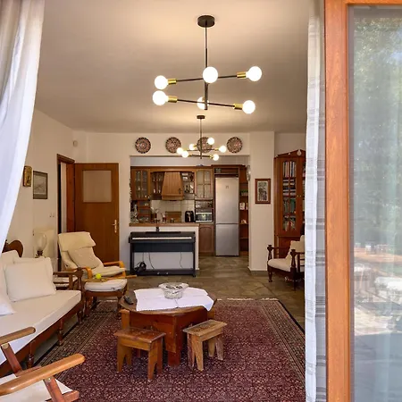 Stefania Garden - 3 Minutes From The Sea Vila Nea Iraklia