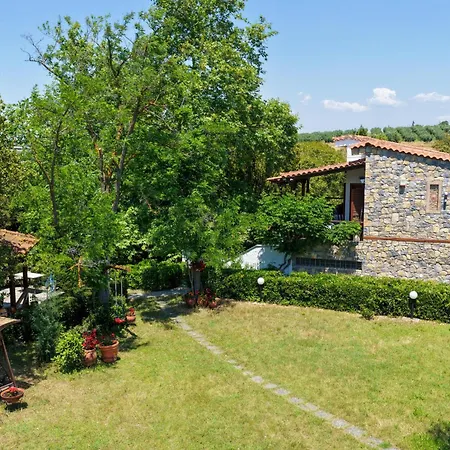 Stefania Garden - 3 Minutes From The Sea * Nea Iraklia